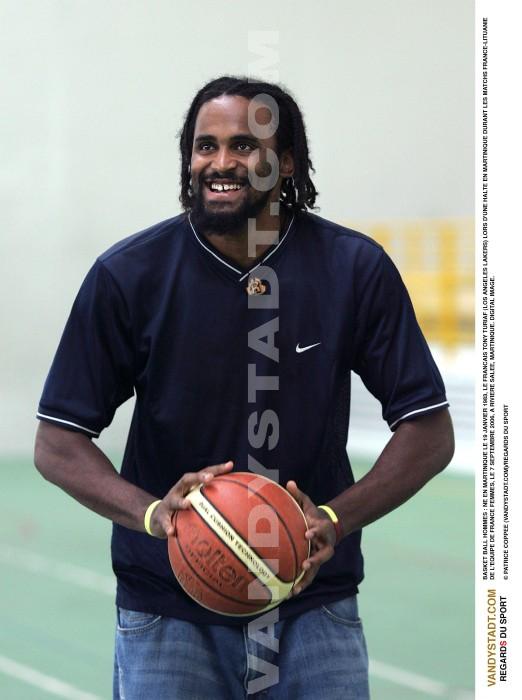 Ronny Turiaf